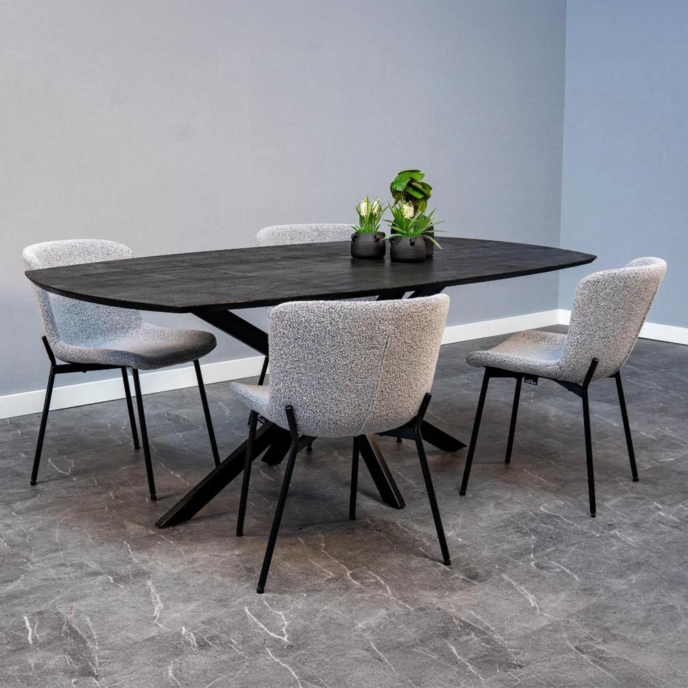 Eetkamerstoel Skagen Lichtgrijs Bouclé met zwart onderstel