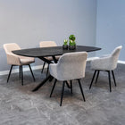 eetkamerstoel met armleuning zand boucle