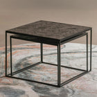 salontafel set van 2 van zwart mangohout met visgraatpatroon