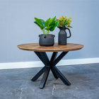 Ronde salontafel met dun mangohouten blad en metalen poot 70 cm