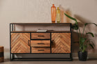 Hoog dressoir van mangohout met visgraat 145 cm breed