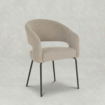 Eetkamerstoel Aalborg Zand Bouclé met zwart onderstel