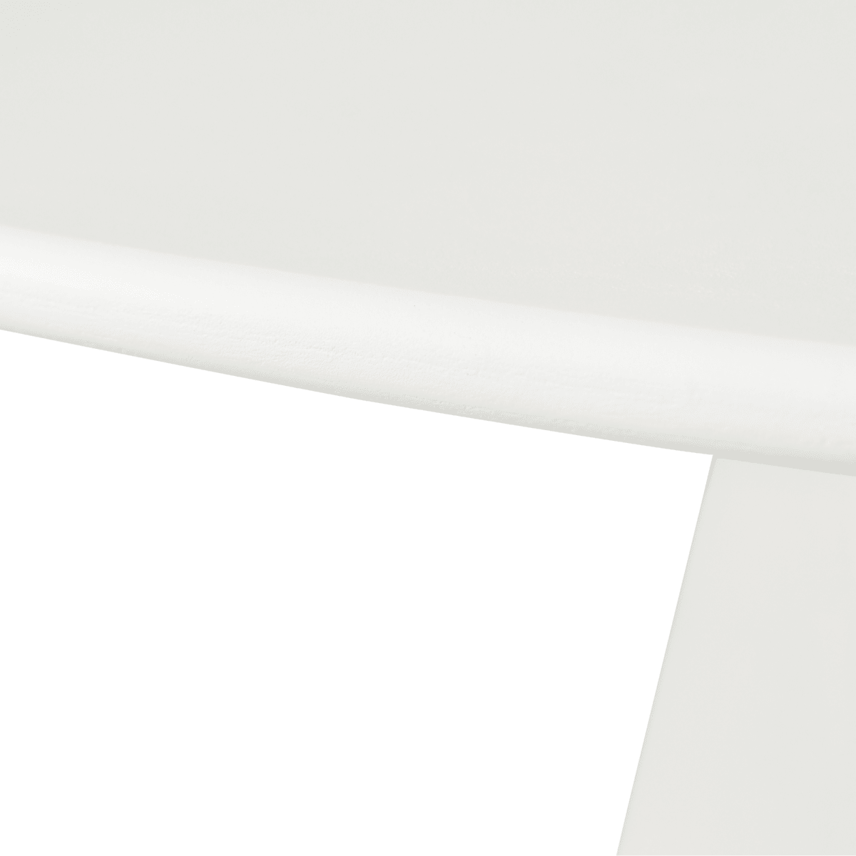 Ovale witte eettafel van microcement