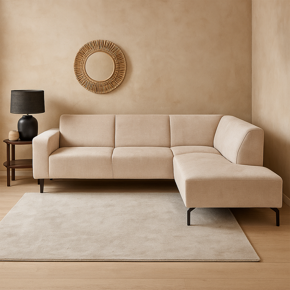 Beige hoekbank. 