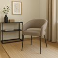 ronde eetkamerstoel zand boucle stof met open rug