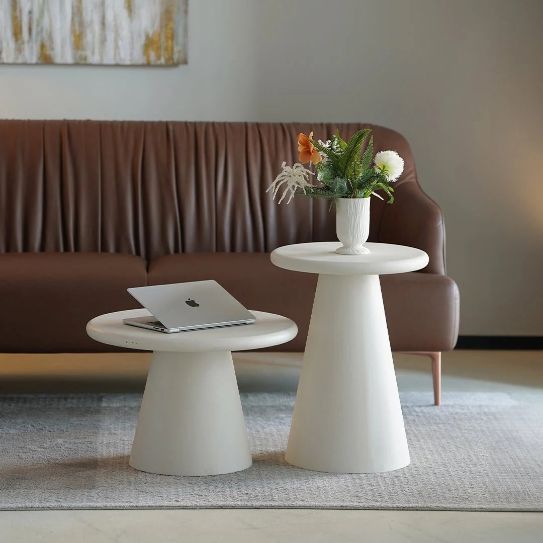 Ronde beige salontafel van microcement