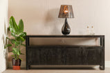 robuust zwart dressoir van mangohout met deurtjes 180 cm breed